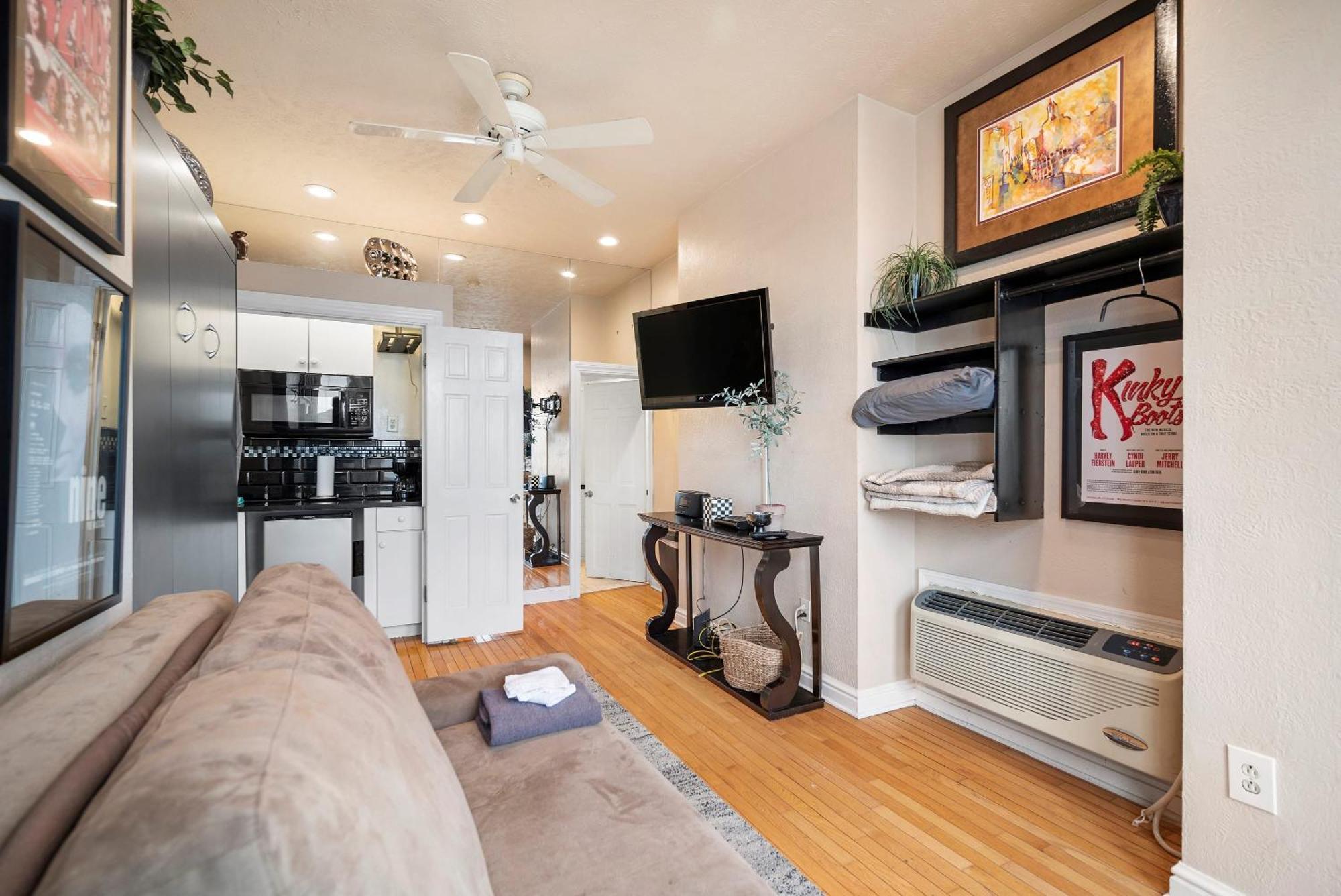 شقة Charming Studio-Panoramic View-Your Pittsburgh Sanctuary المظهر الخارجي الصورة