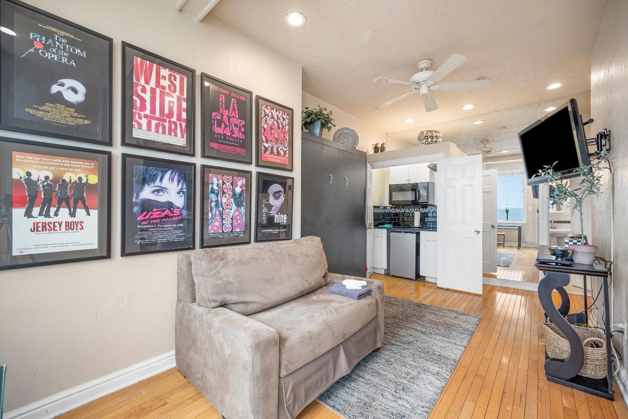 شقة Charming Studio-Panoramic View-Your Pittsburgh Sanctuary المظهر الخارجي الصورة